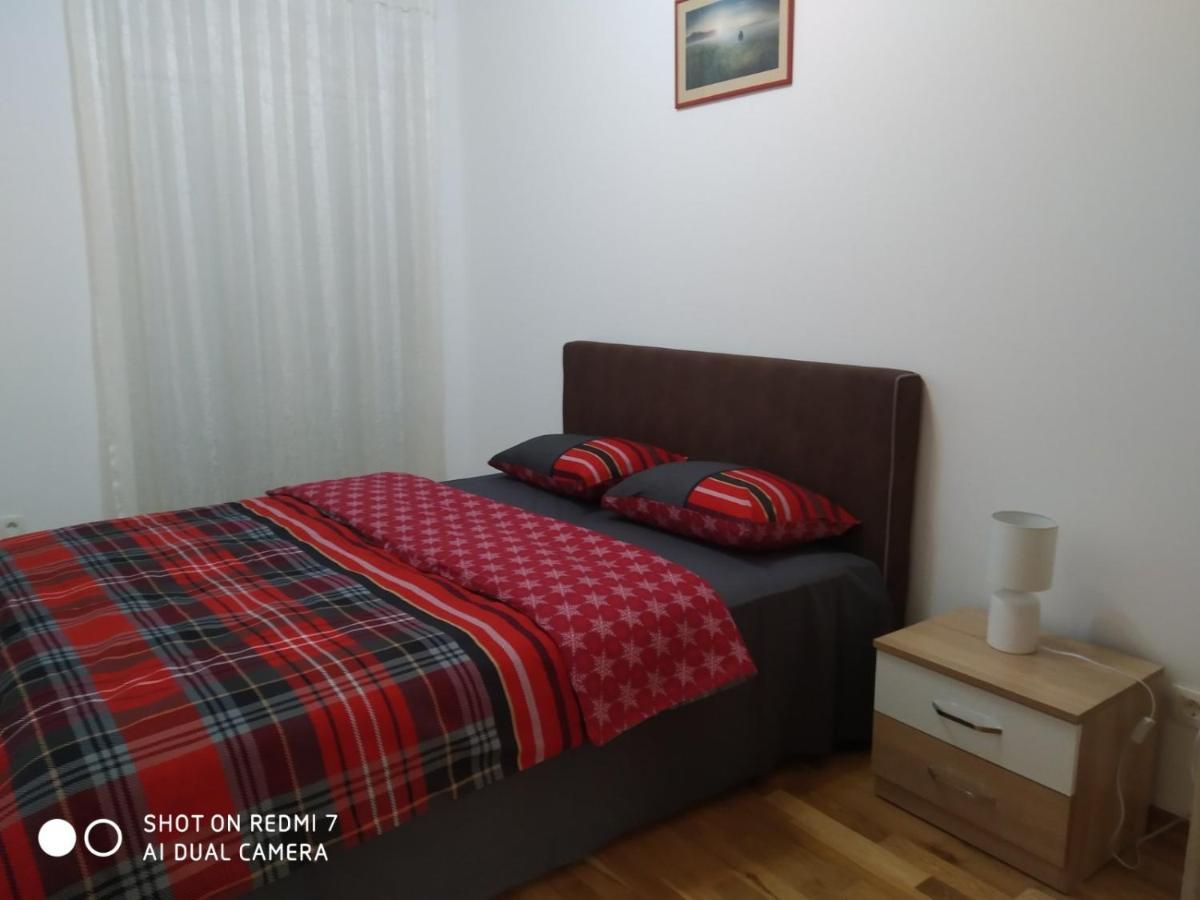 Renta Apartman Podgoriçe Dış mekan fotoğraf
