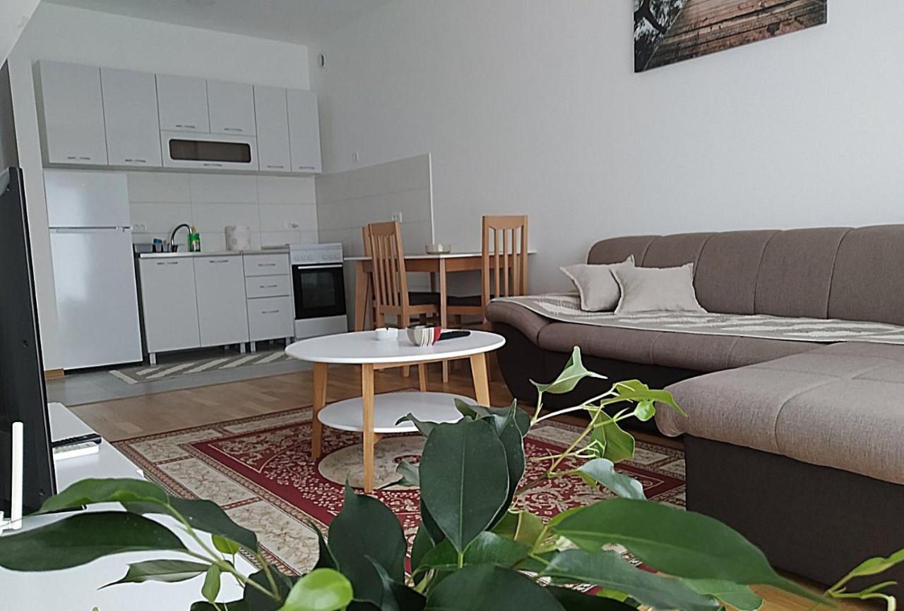 Renta Apartman Podgoriçe Dış mekan fotoğraf